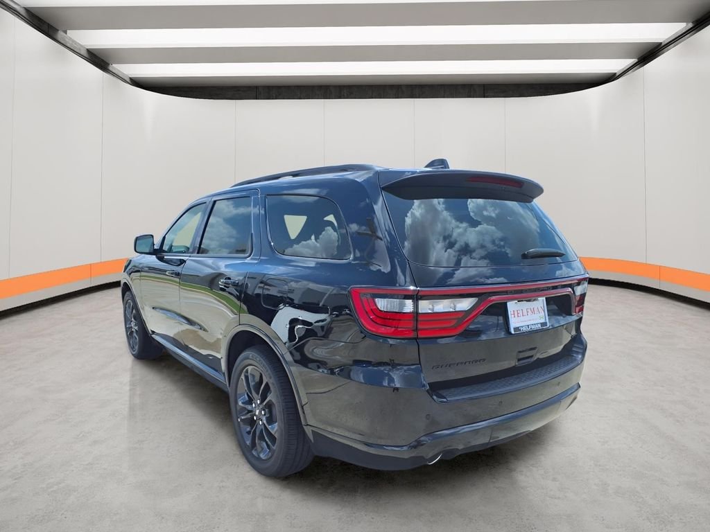 New 2026 Diamond Black Clear-Coat Exterior Paint Dodge GT image 4
