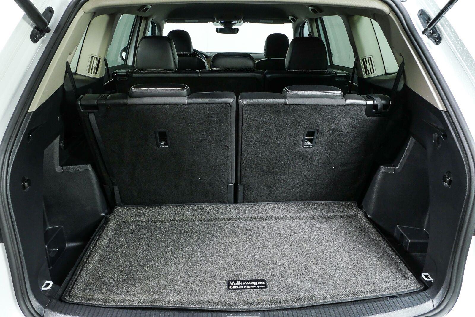 2024 Volkswagen Atlas SE - Photo 30