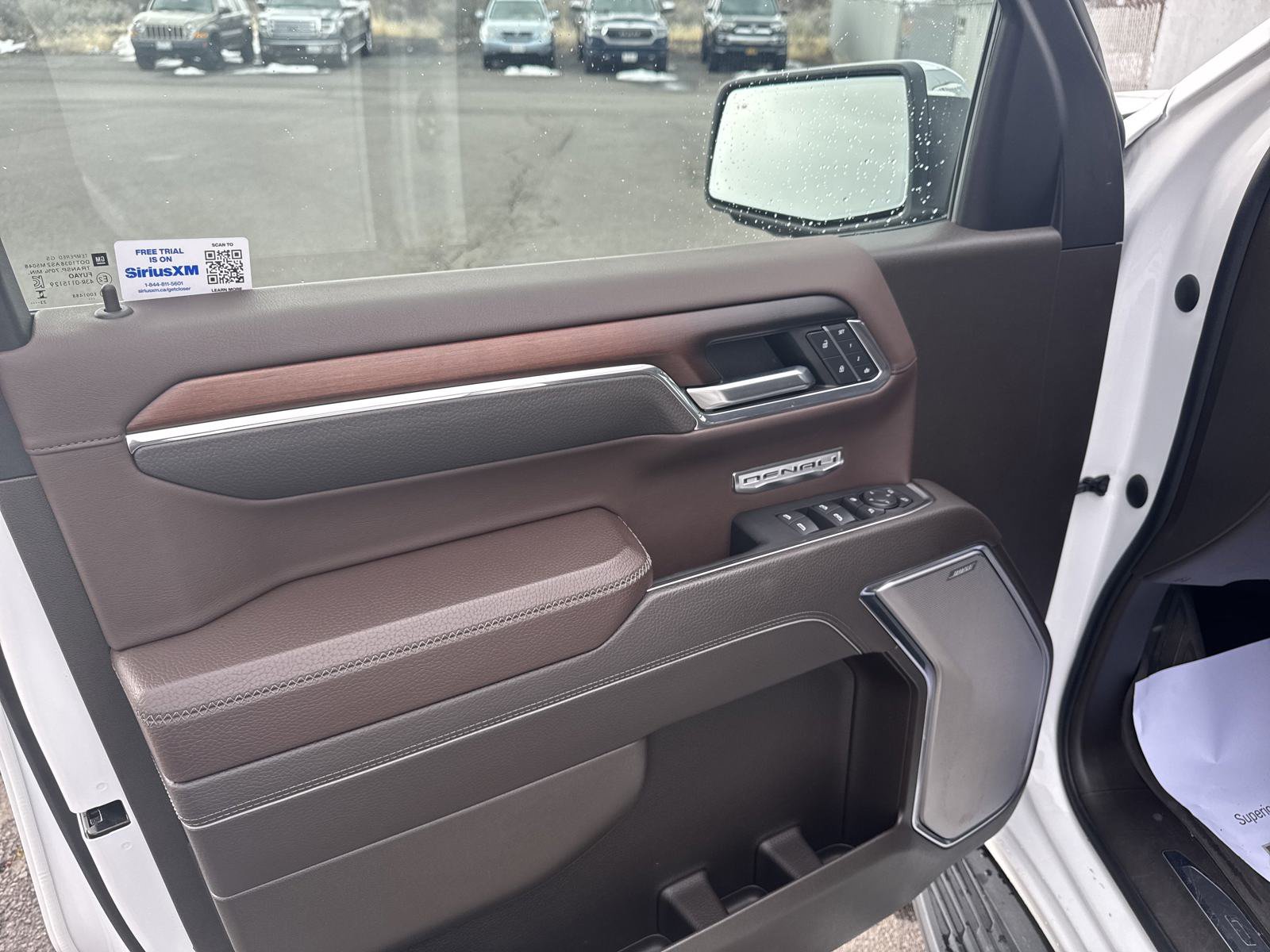 Used 2024 White GMC Denali image 12