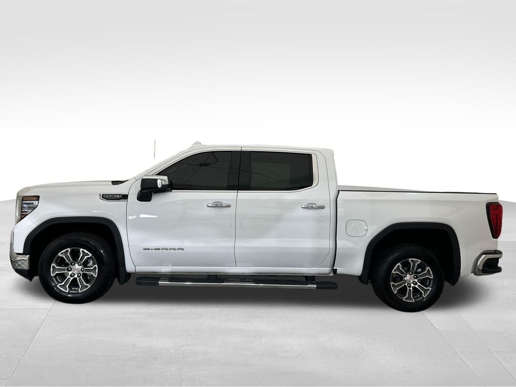 Used 2025 White GMC SLT image 2