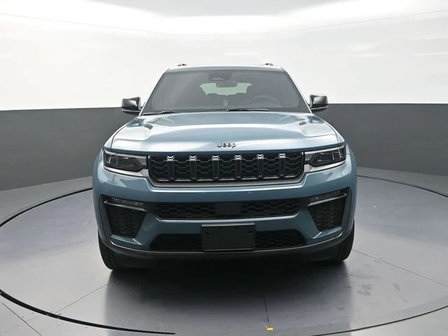 New 2026 Steel Blue Jeep Limited image 4
