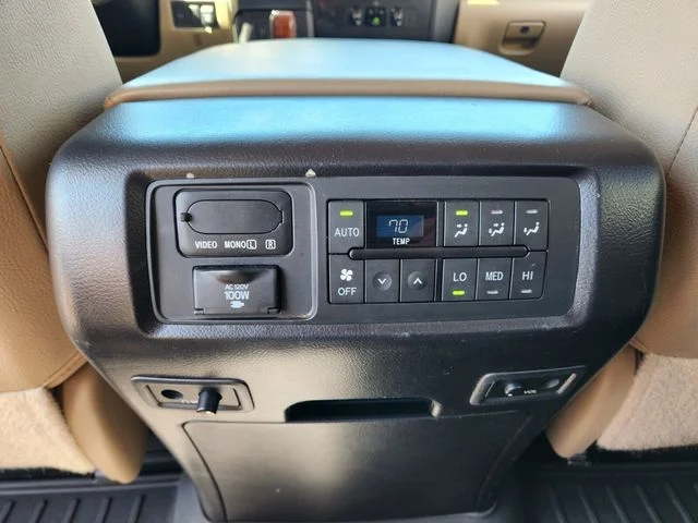 Used 2021 White Toyota Platinum image 17