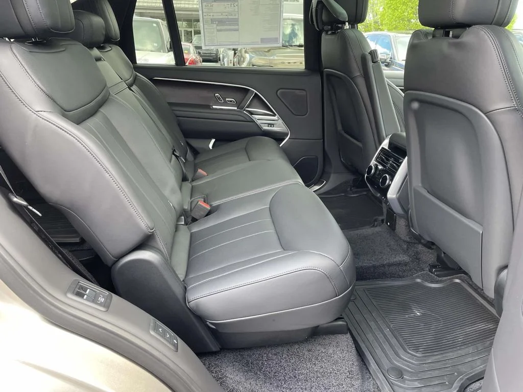 New 2026 Batumi Gold Land Rover SE image 20