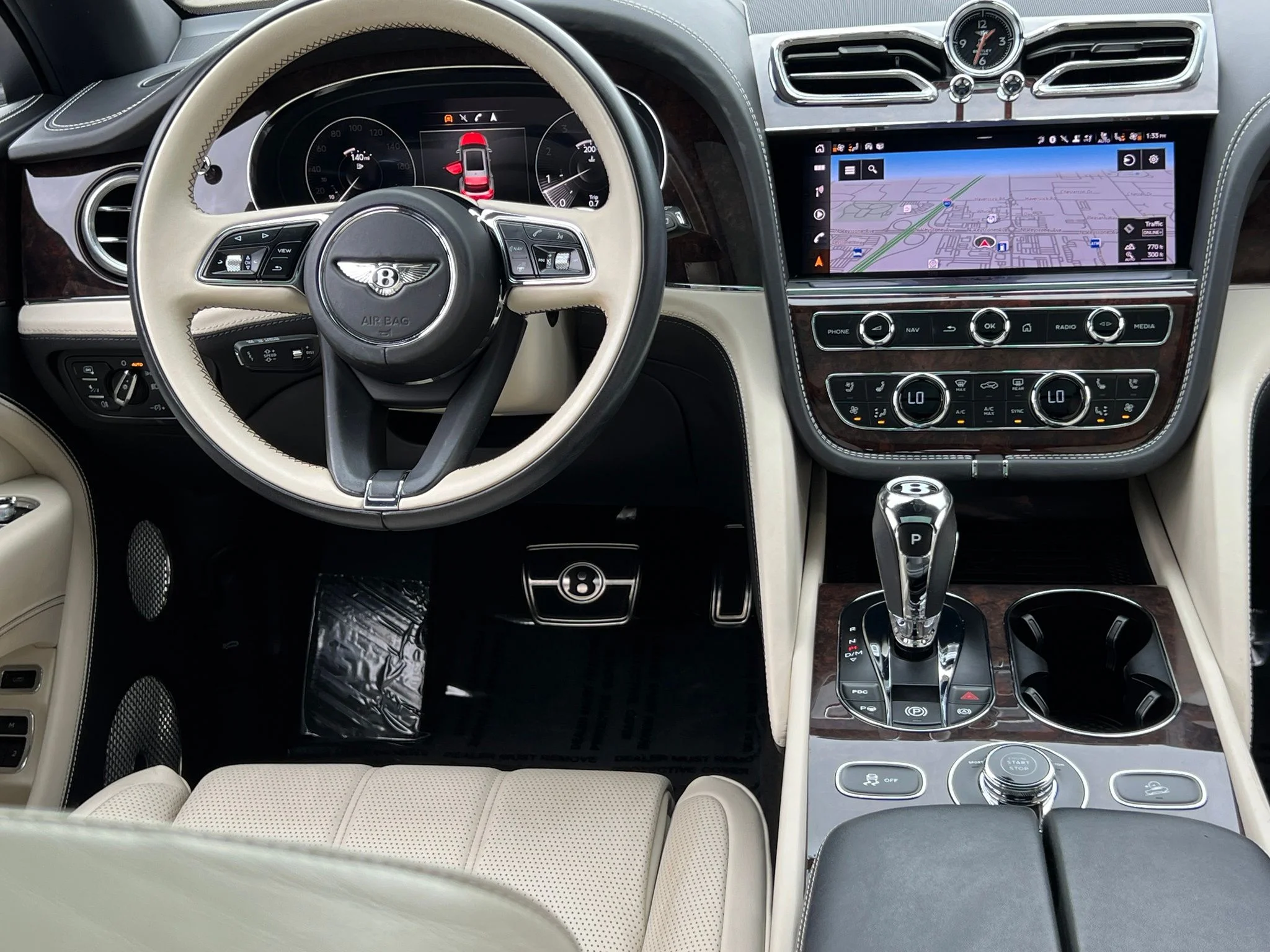 Used 2023 Blue Bentley  image 4