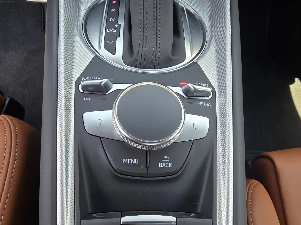 Used 2023 Glacier White Metallic Audi 2.0T (S tronic) image 19
