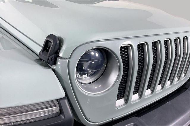 Used 2023 Gray Jeep Sahara image 29