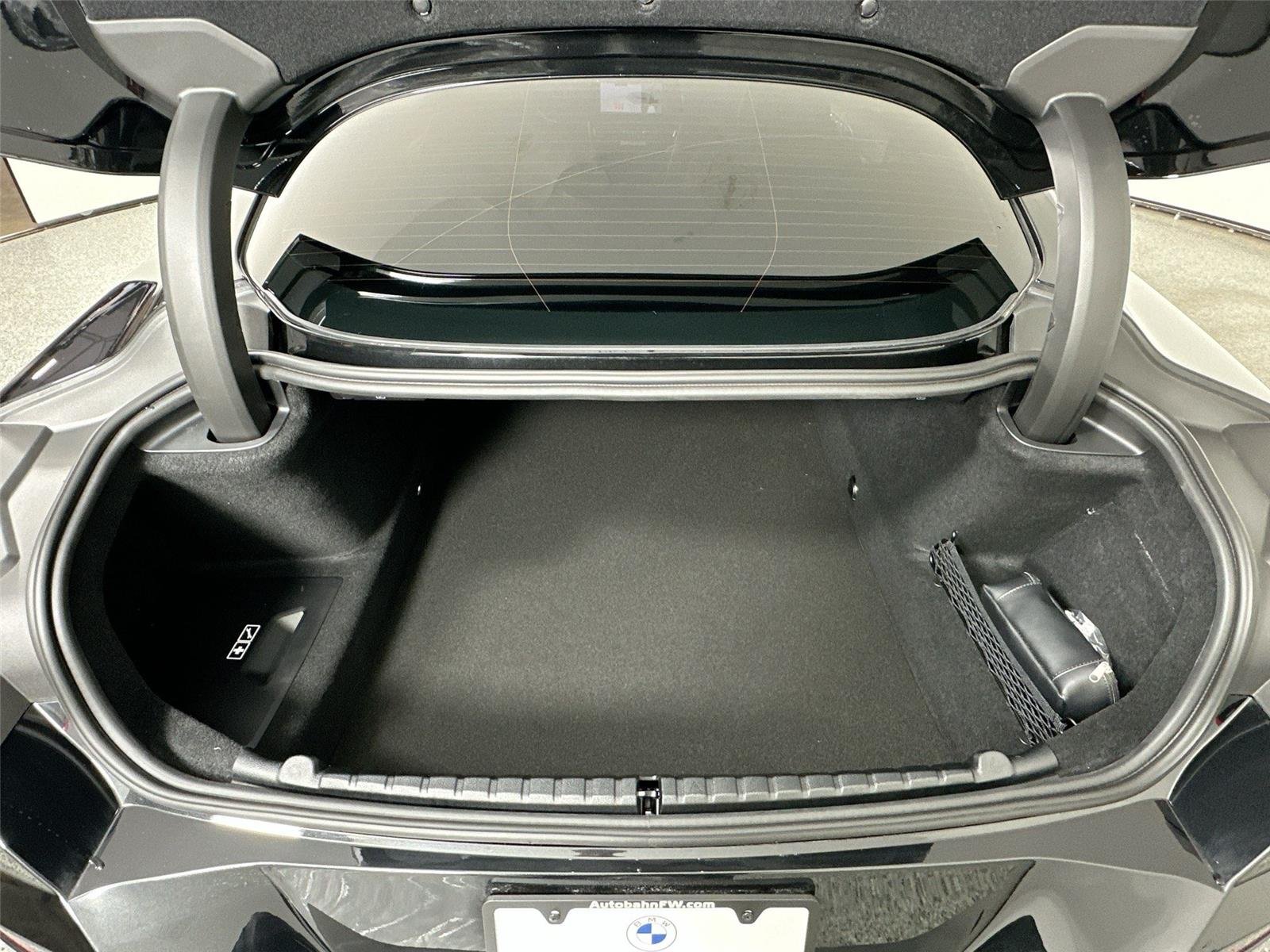 New 2026 Black Sapphire Metallic BMW 840i image 27