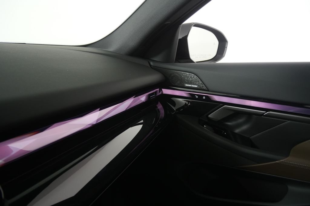 New 2027 Black Sapphire Metallic BMW 530i image 23