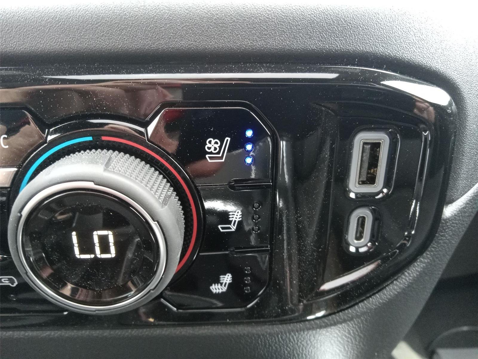 2026 Chevrolet Silverado 1500 High Country - Photo 74