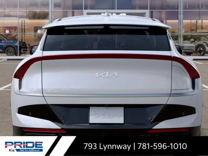 New 2025 White Kia Light image 14