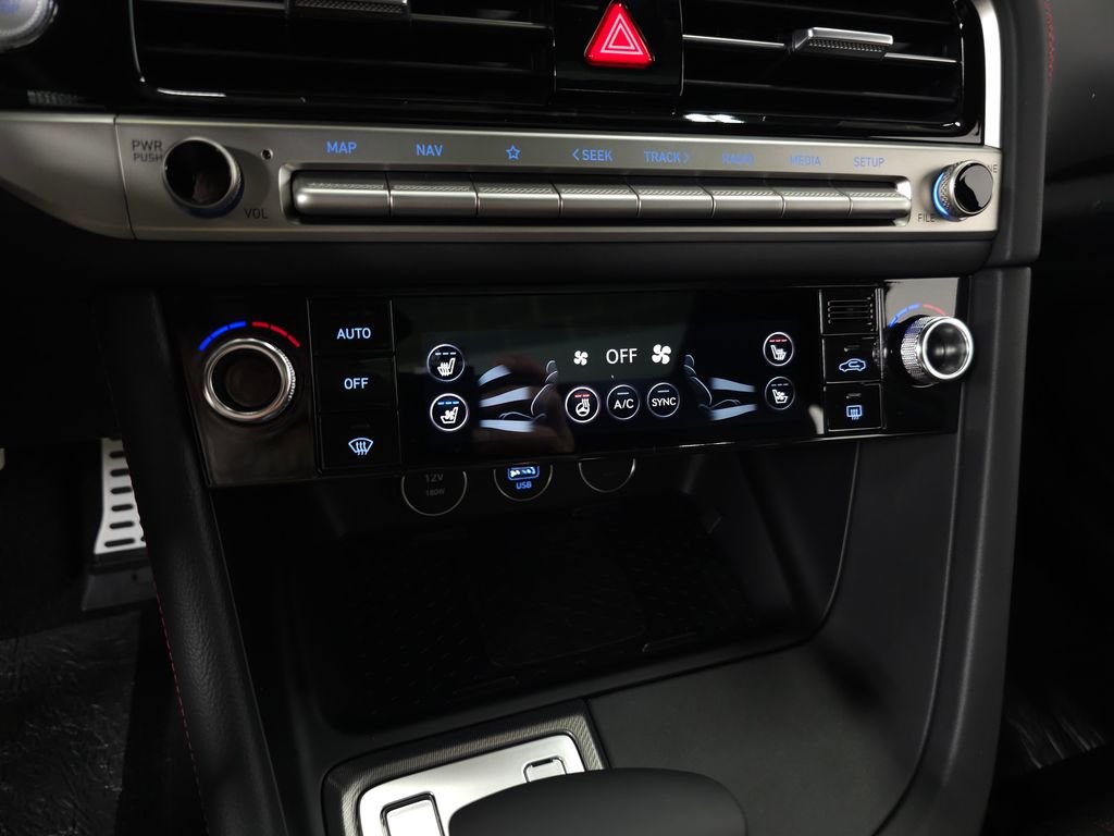 New 2026 Capri Blue Genesis 3.3T SPORT PRESTIGE image 25