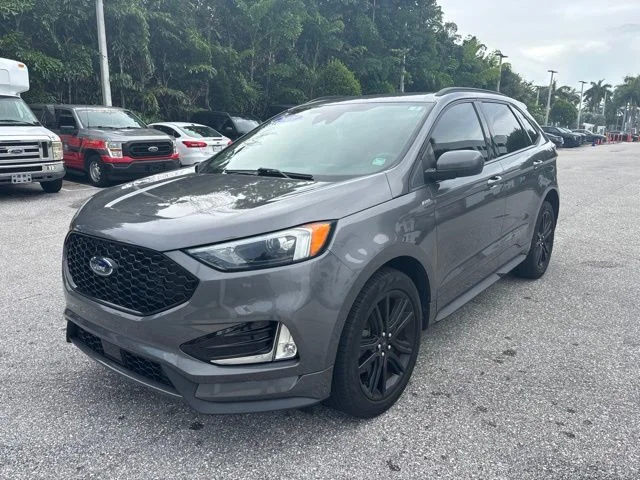 Used 2021 Gray Ford ST Line image 5