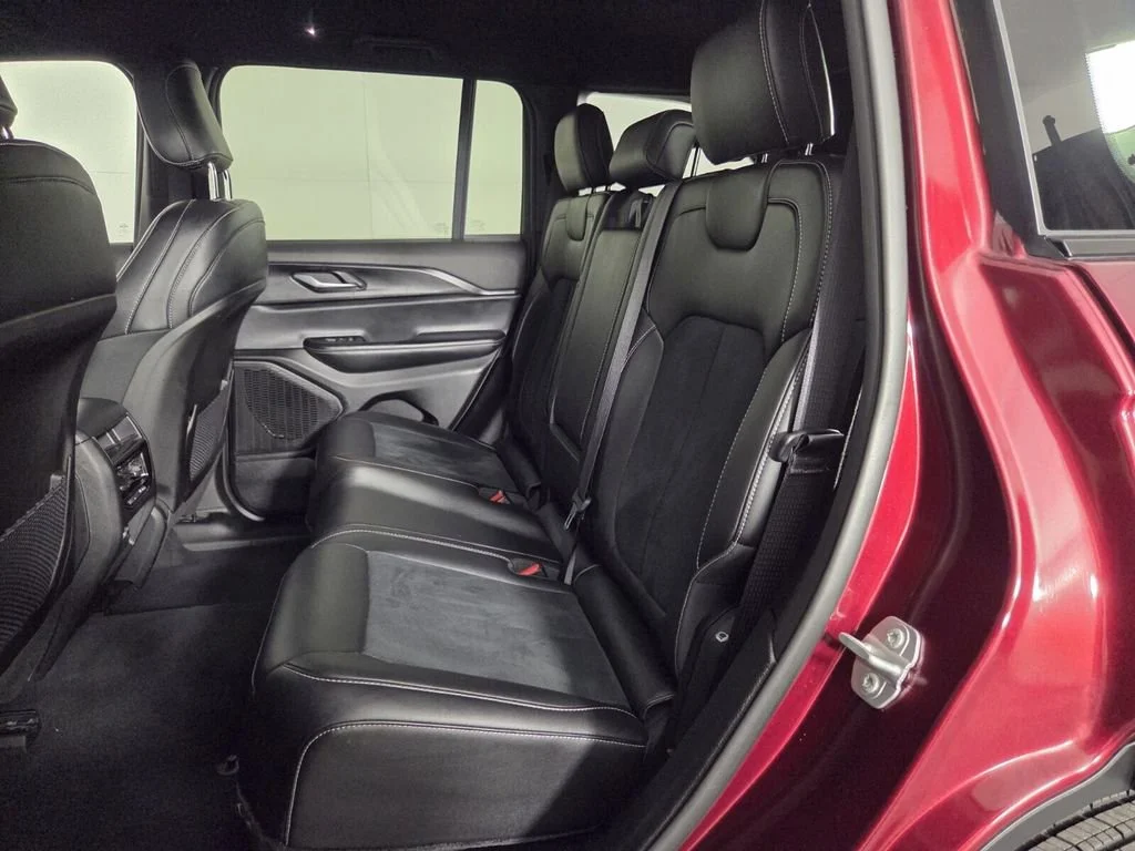 Certified Used 2025 Velvet Red Pearlcoat Jeep Altitude image 26