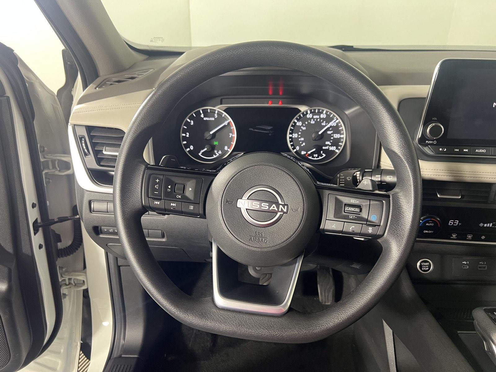Used 2023 Pearl White Tricoat Nissan SV image 16