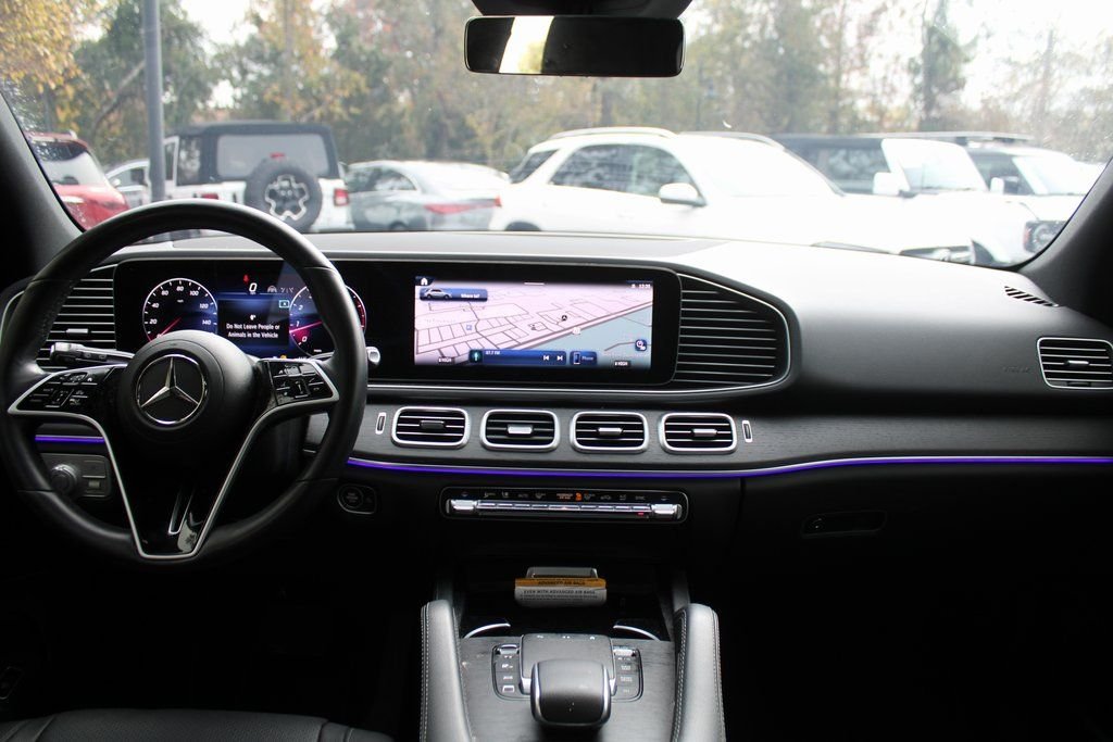 Used 2025 Black Mercedes-Benz GLE 450 image 24