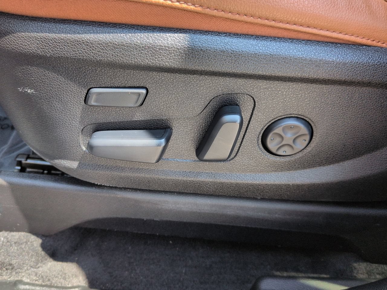 Certified Used 2023 Ebony Black Kia SX X-Line image 24
