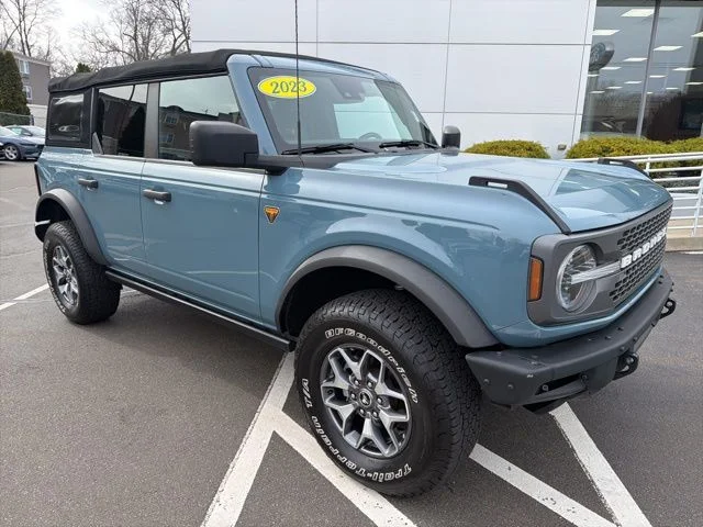 2023 Ford Bronco 4-Door Badlands
