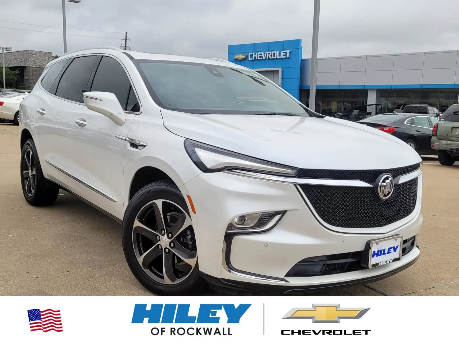 2022 Buick Enclave Essence's photo