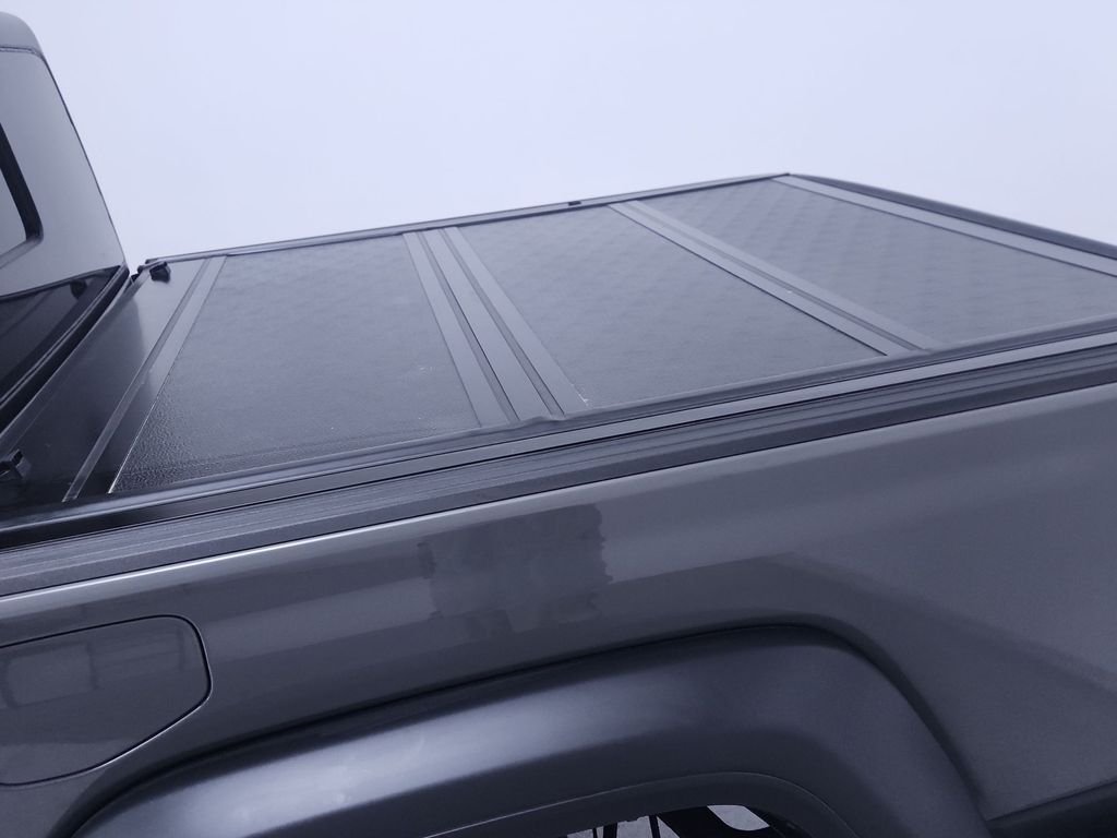Used 2020 Gray Jeep Rubicon image 23