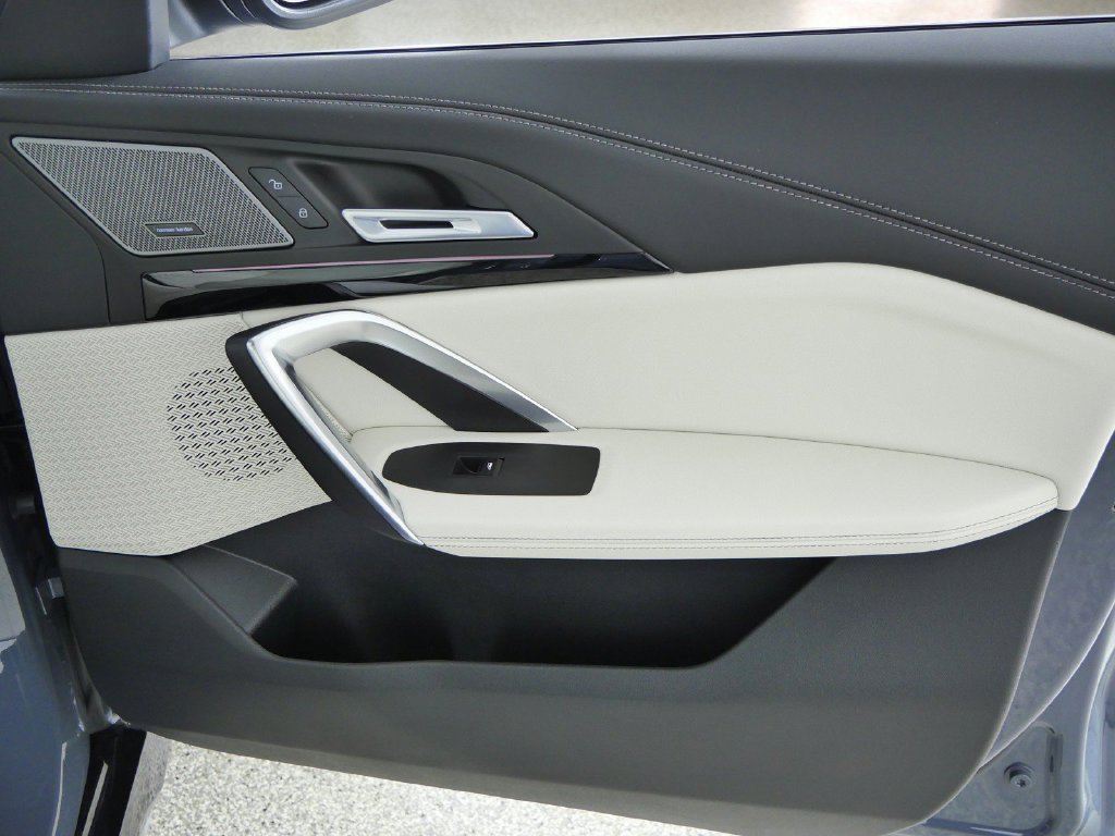 New 2027 Storm Bay Metallic BMW xDrive28i image 21