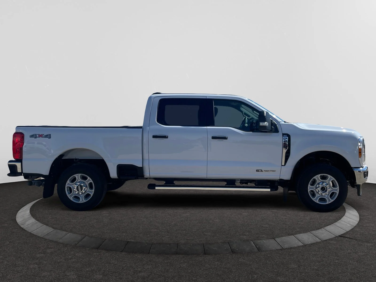 New 2026 Oxford White Ford XLT image 6