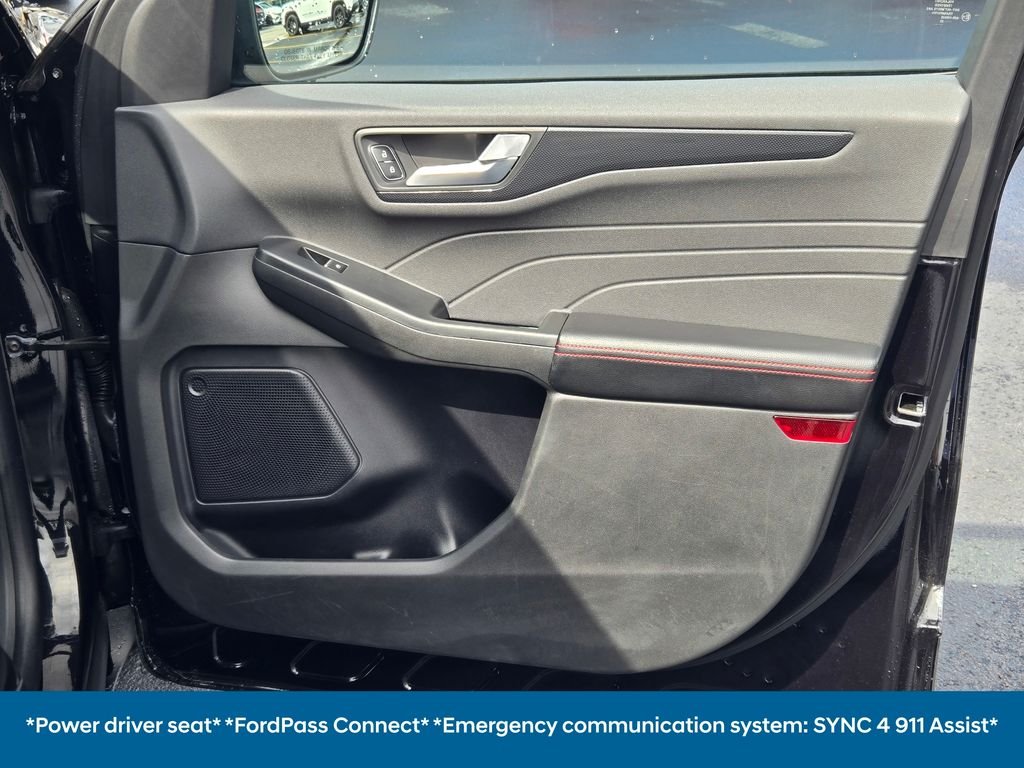 2025 Ford Escape ST-Line - Photo 8
