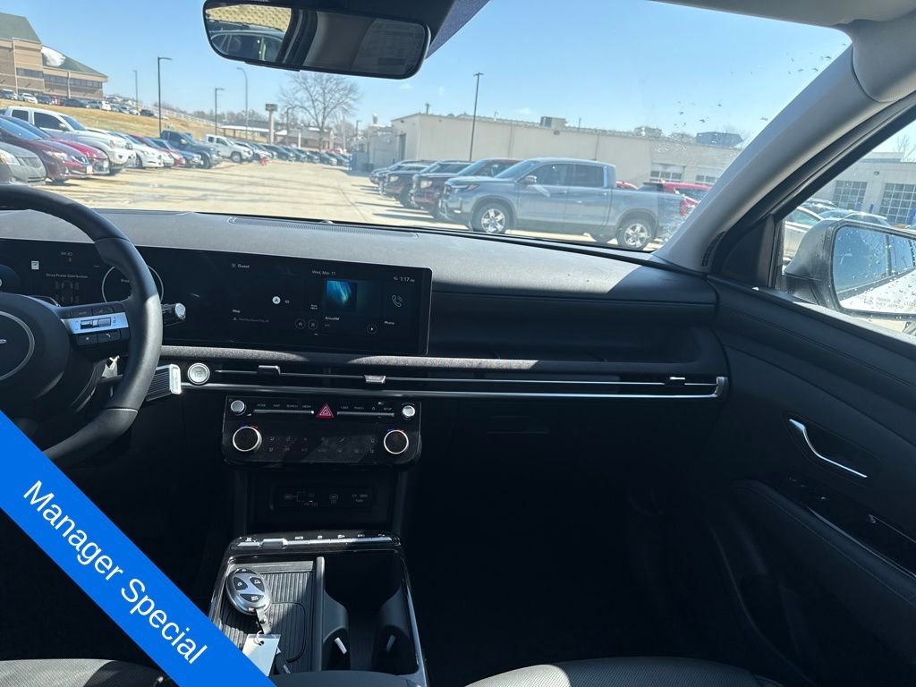 2025 Hyundai Tucson Limited - Photo 18