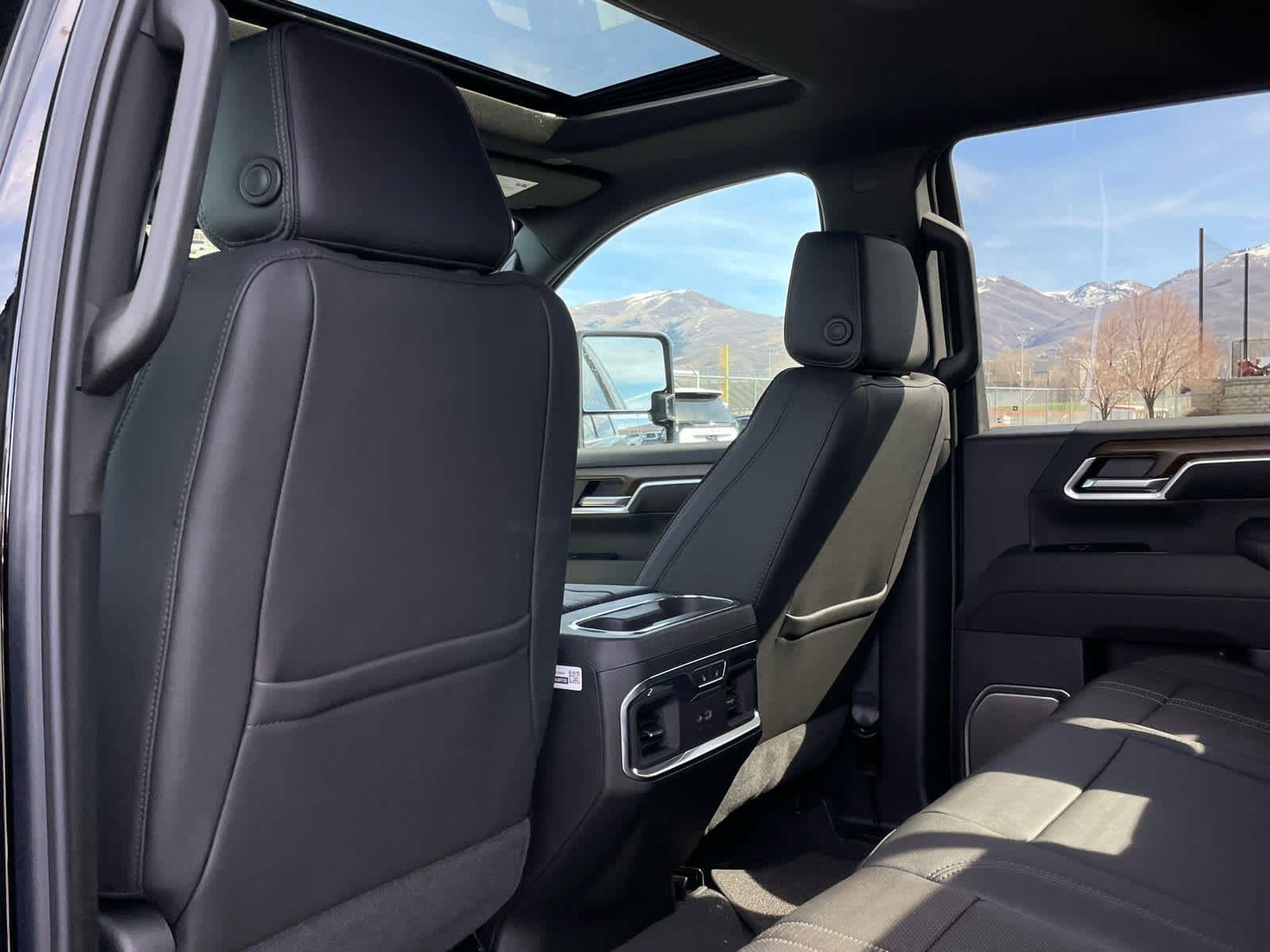 New 2026 Black Chevrolet High Country image 21