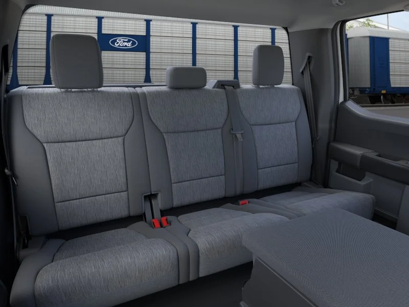 New 2026 Oxford White Ford XL image 11