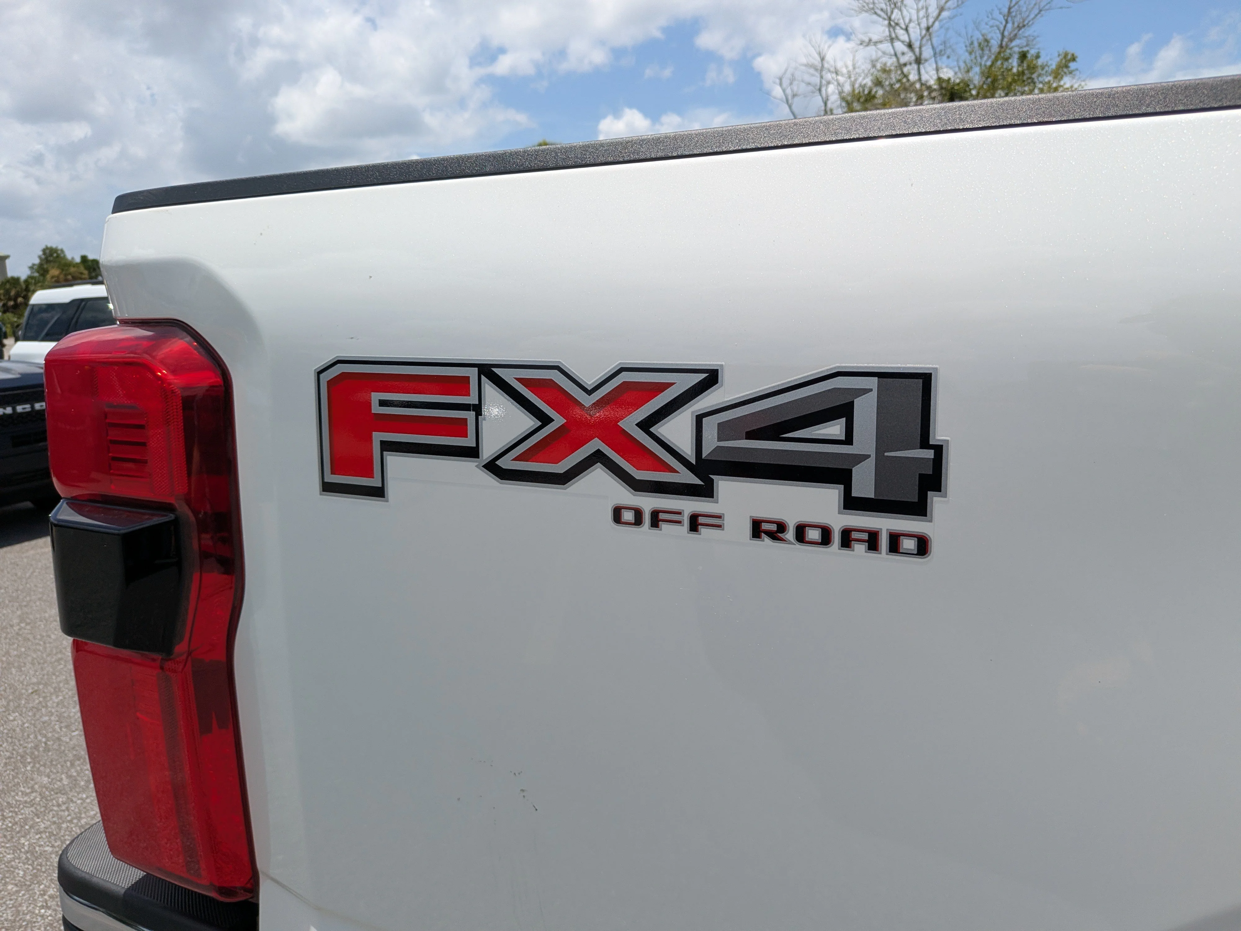 New 2026 Star White Metallic Tri-Coat Ford F-250® Lariat® image 11