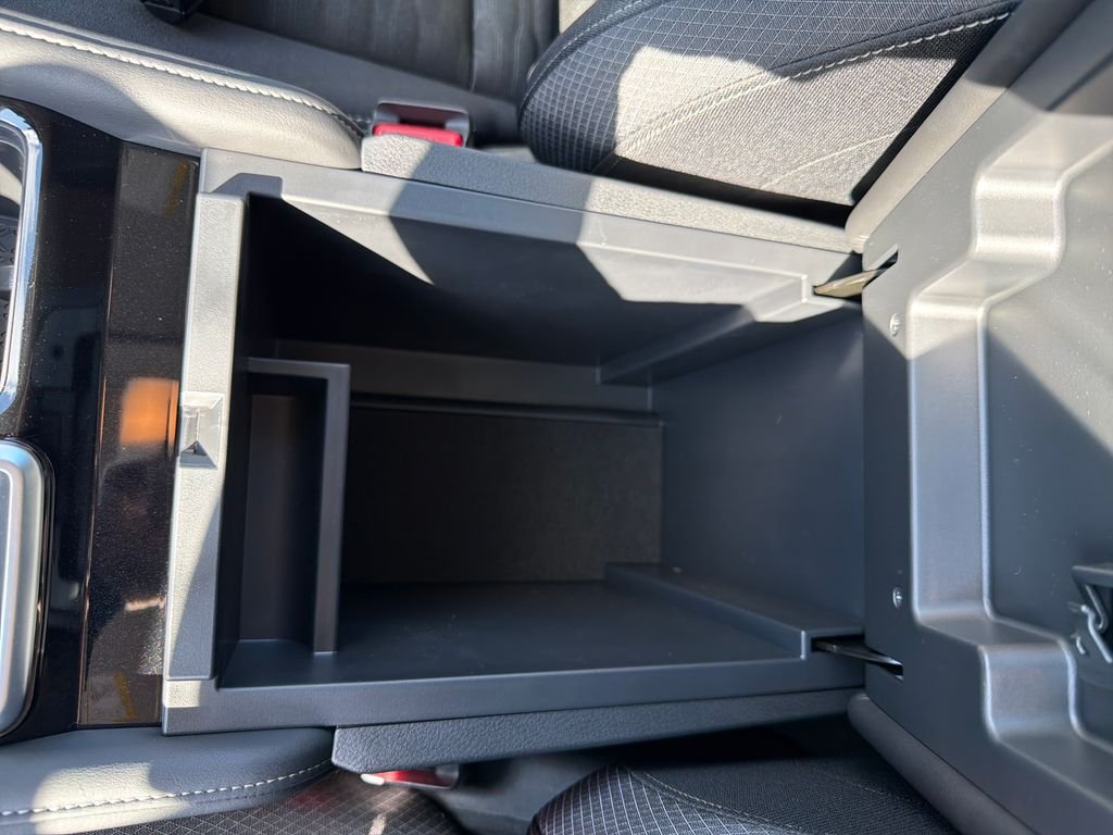 New 2026 Nissan Pathfinder SV 4D Sport Utility