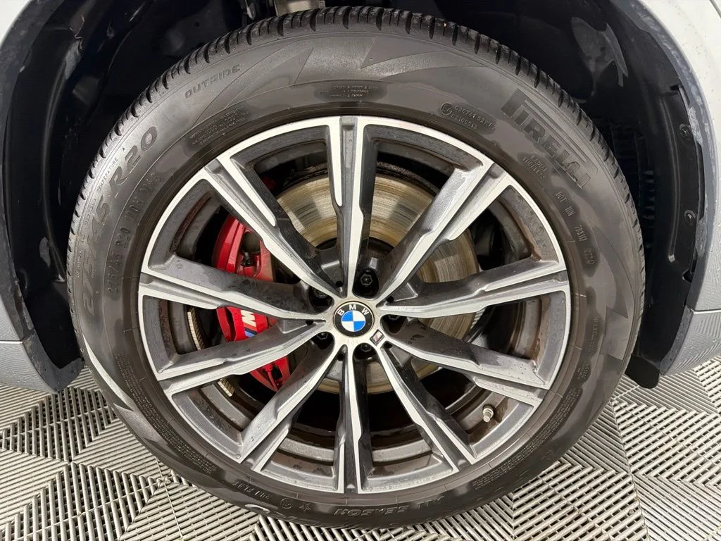Certified Used 2025 Gray BMW xDrive40i image 11