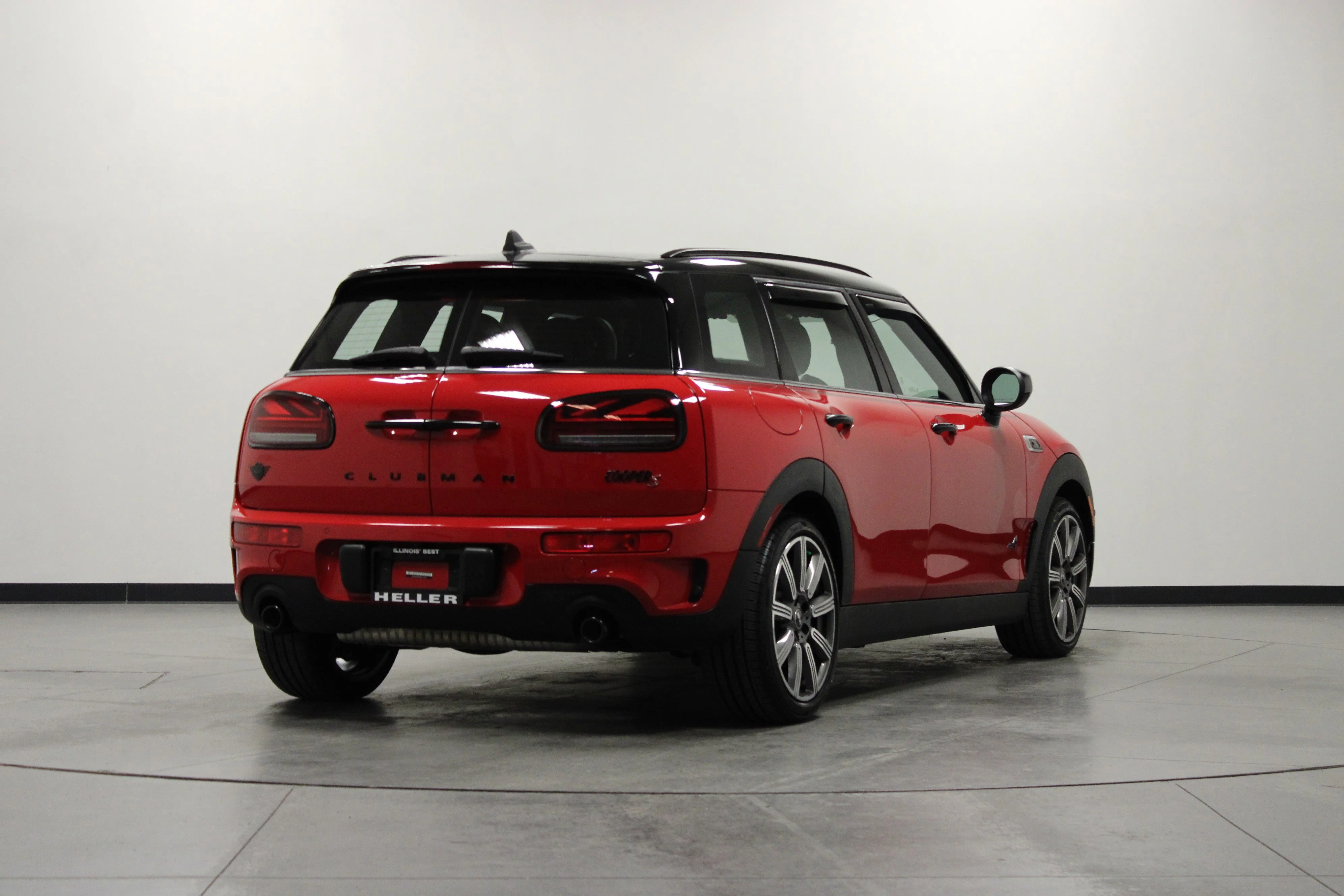 Used 2023 Chili Red MINI Cooper S image 4