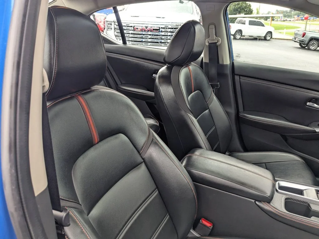Used 2021 Electric Blue Metallic Nissan SR image 28