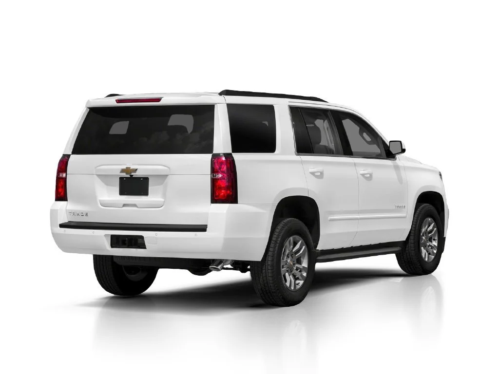 Used 2018 SUMMIT WHITE Chevrolet LT image 4