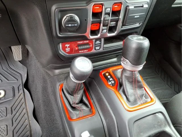 Used 2021 Gray Jeep Unlimited Rubicon image 27