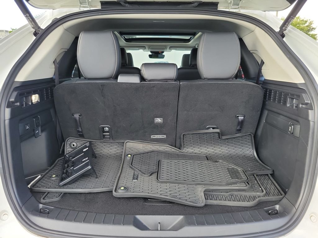 Used 2024 White Mazda Premium image 6