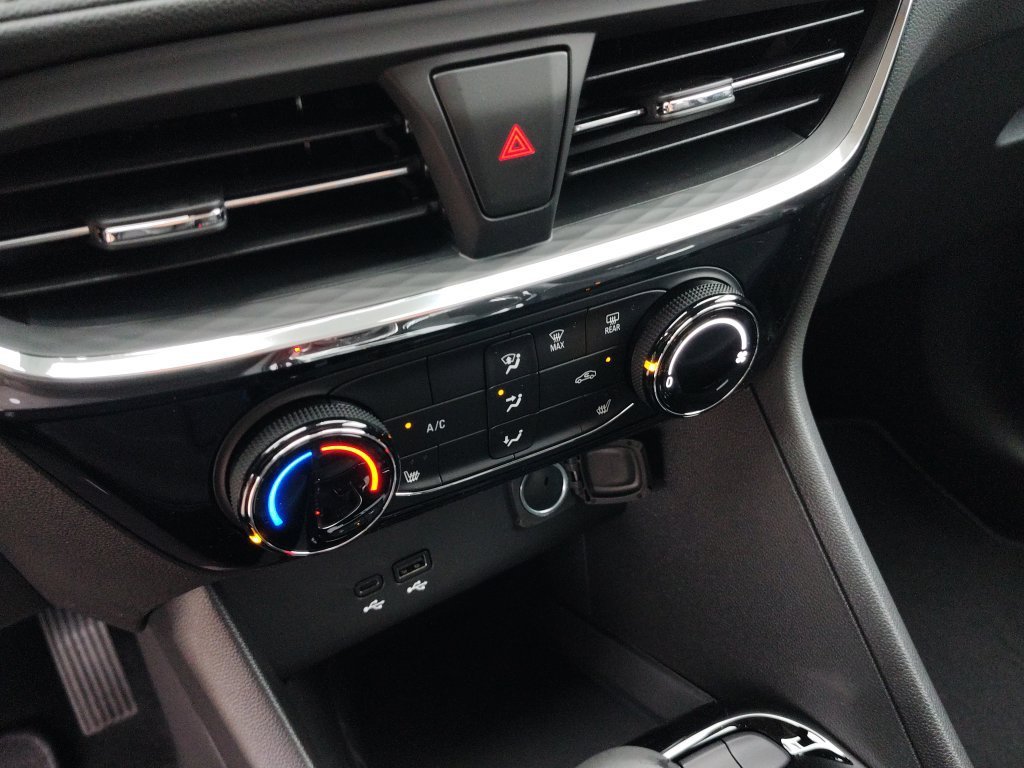 2026 Buick Encore GX Sport Touring - Photo 25