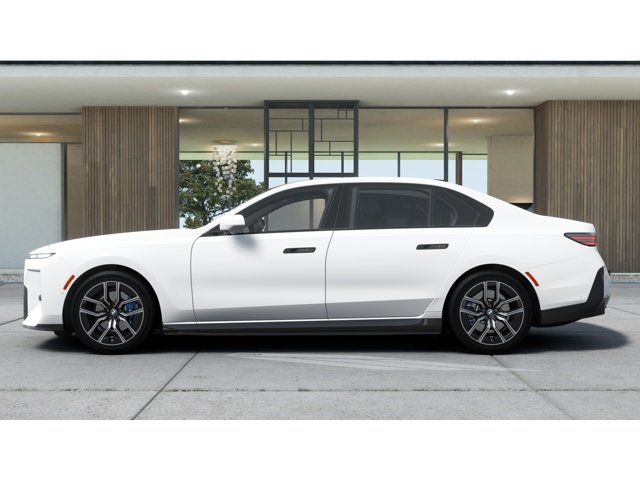 New 2027 Alpine White BMW i7 image 4