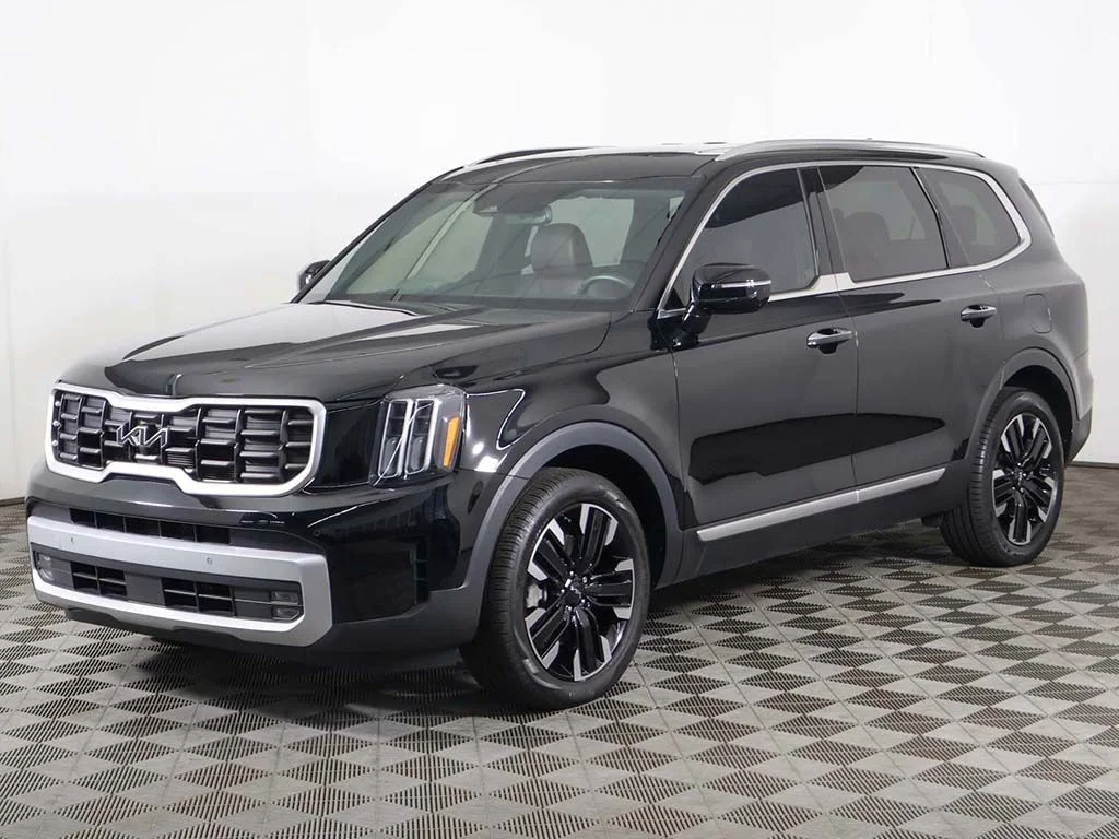 Used 2024 Black Kia SX image 10