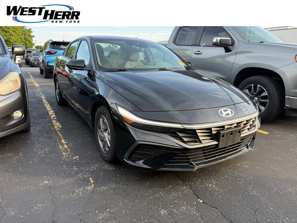 2024 Hyundai Elantra 2.0 SE IVT's photo