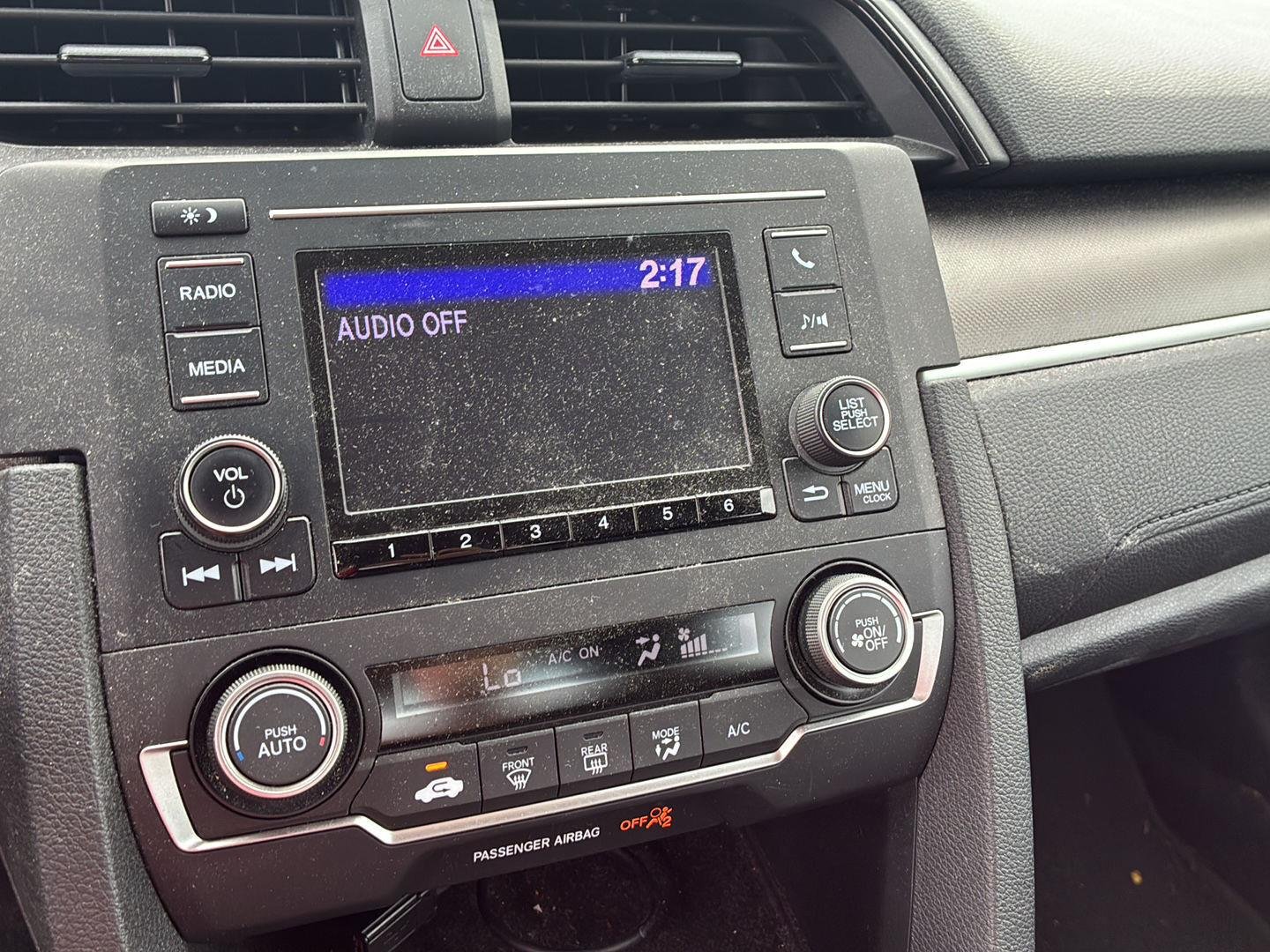 Used 2019 Lunar Silver Metallic Honda LX image 3