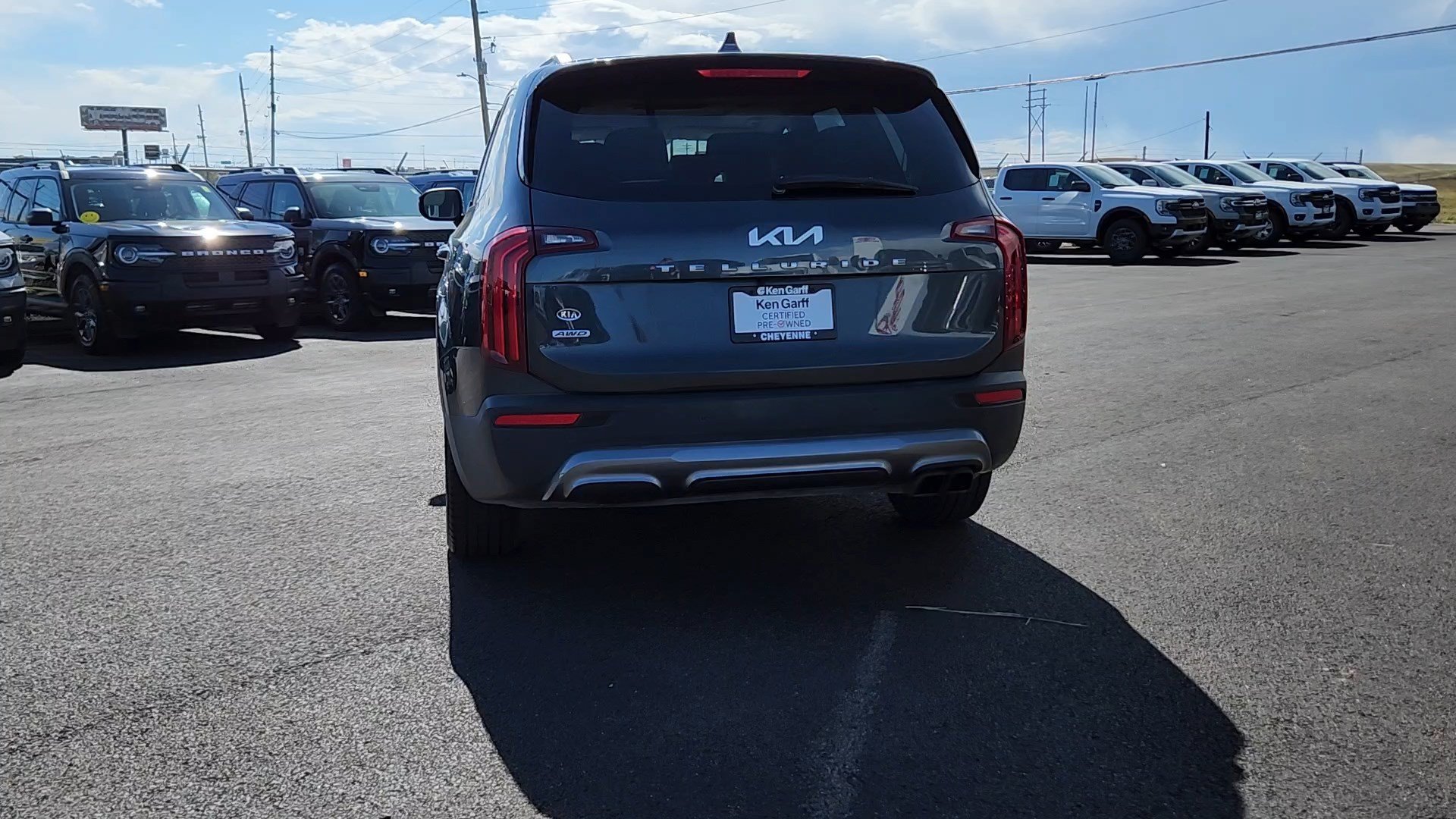 Certified Used 2022 Gravity Gray Kia EX image 3