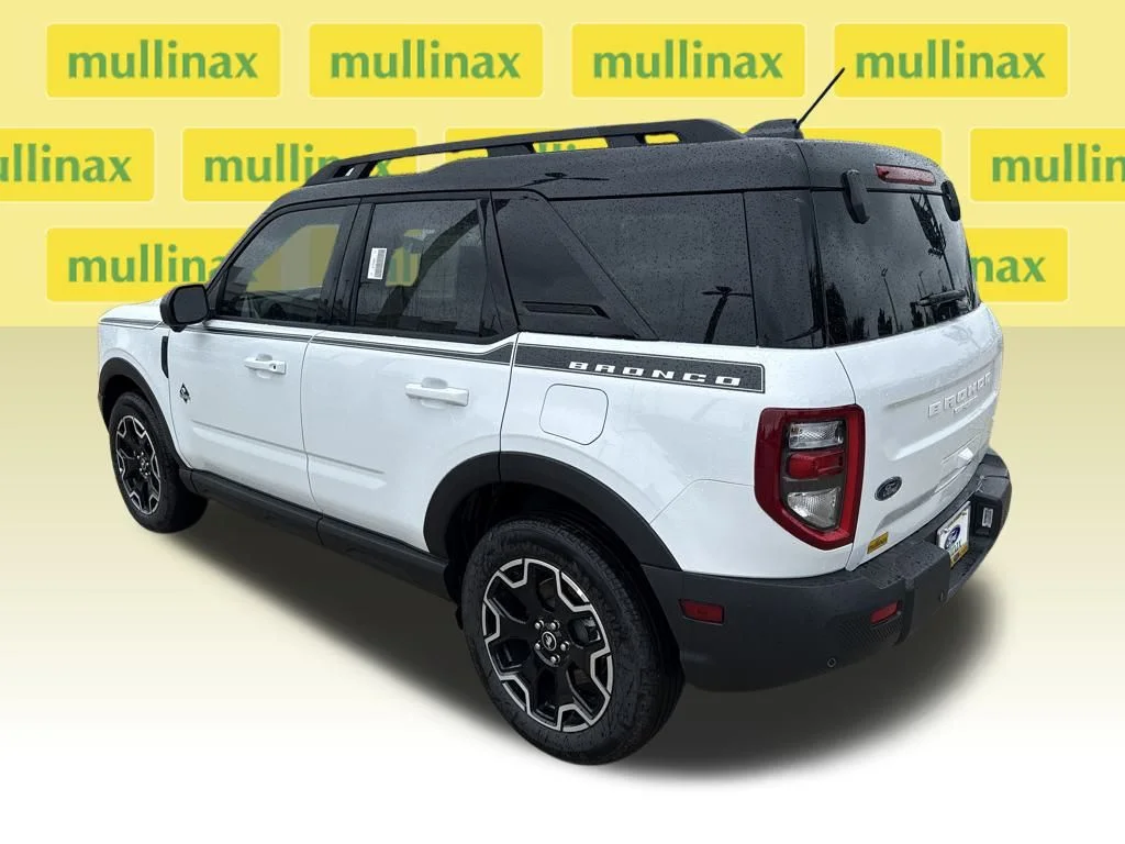 New 2025 White Ford Outer Banks image 9