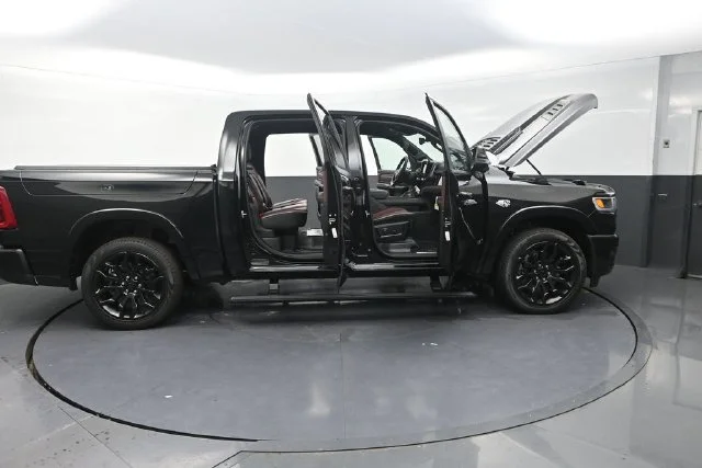 New 2026 Diamond Black Crystal Pearl-Coat Exterior Paint RAM Limited image 37