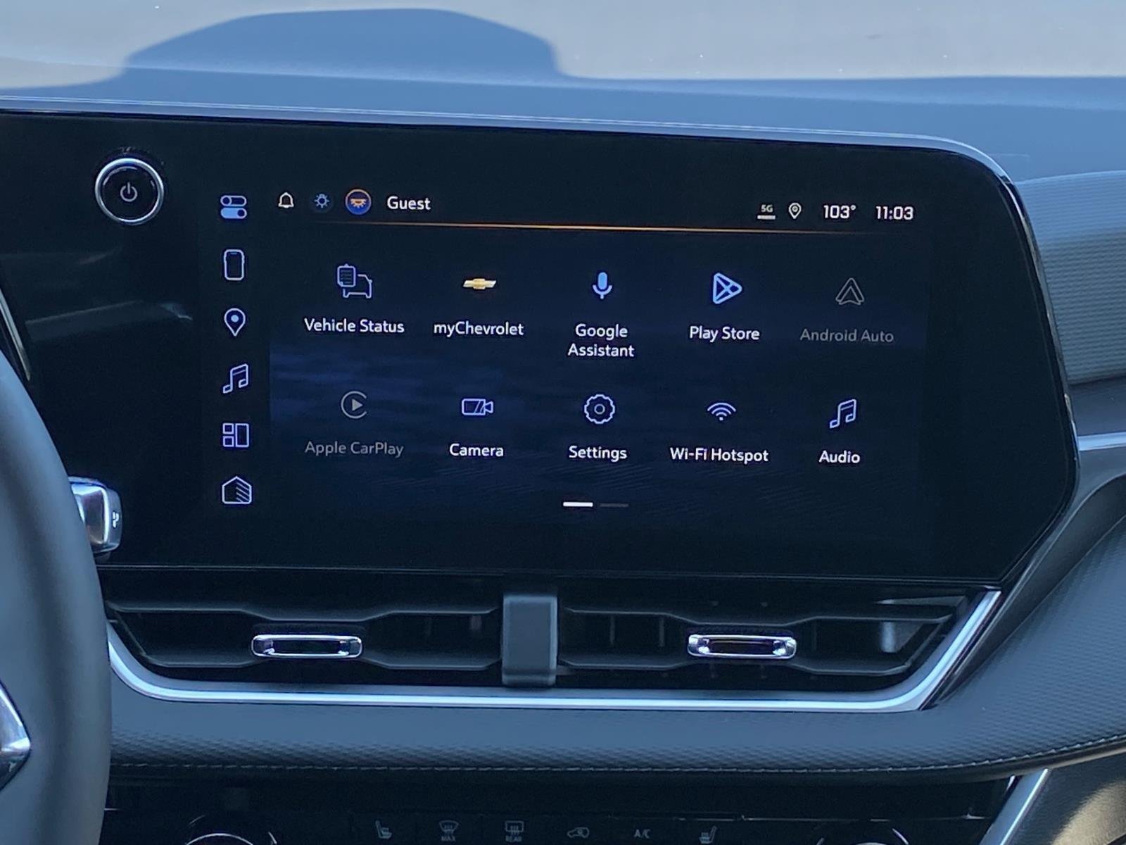 2027 Chevrolet Equinox LT - Photo 11