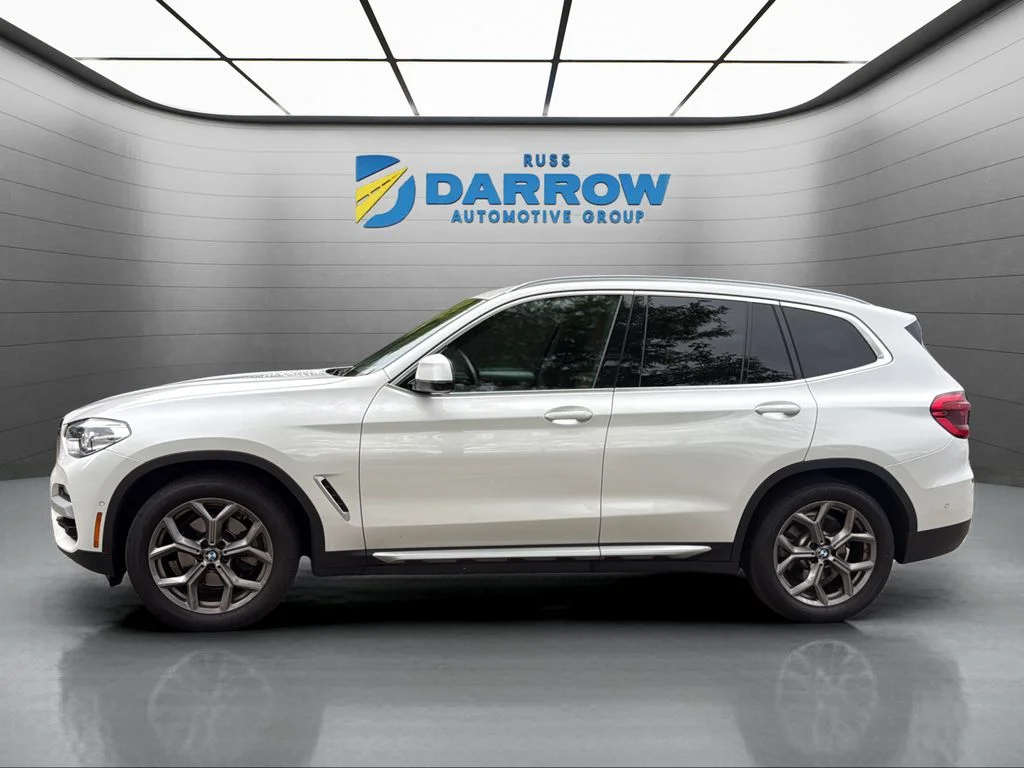 Used 2021 White BMW xDrive30i image 2