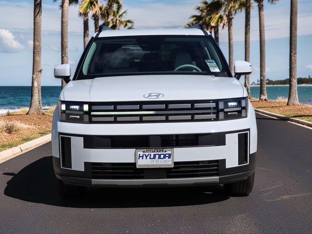 New 2026 White Hyundai SEL FWD image 3