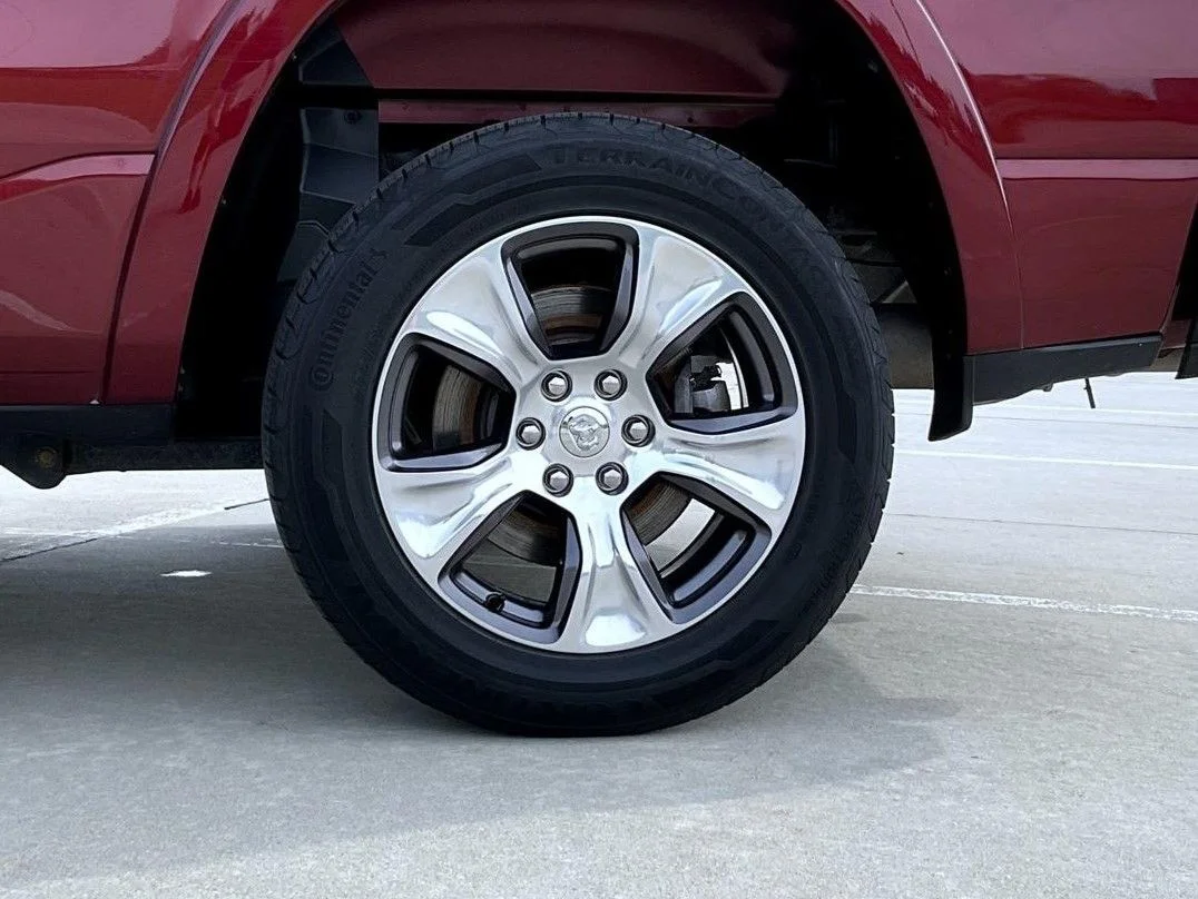 Used 2019 Red Ram Laramie image 23