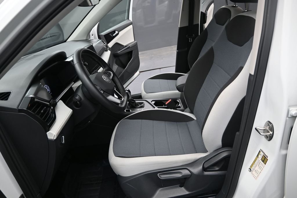 Used 2025  Volkswagen 1.5T S image 18